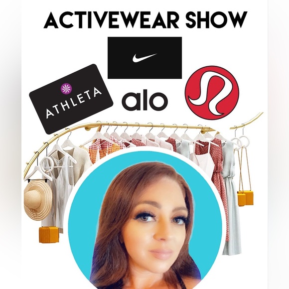 Show tonight 6:16 PST ✨Anna is LIVE!!✨ Like this listing to be notified 🩵 - Picture 5 of 10